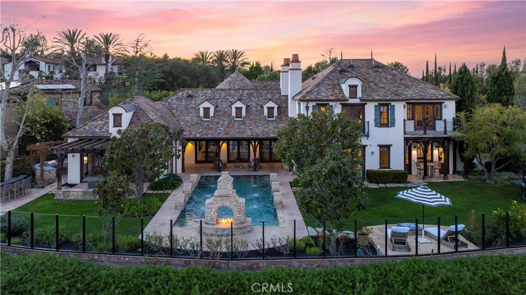 18 Mission Ridge Road