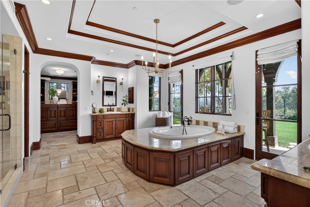18 Mission Ridge Road