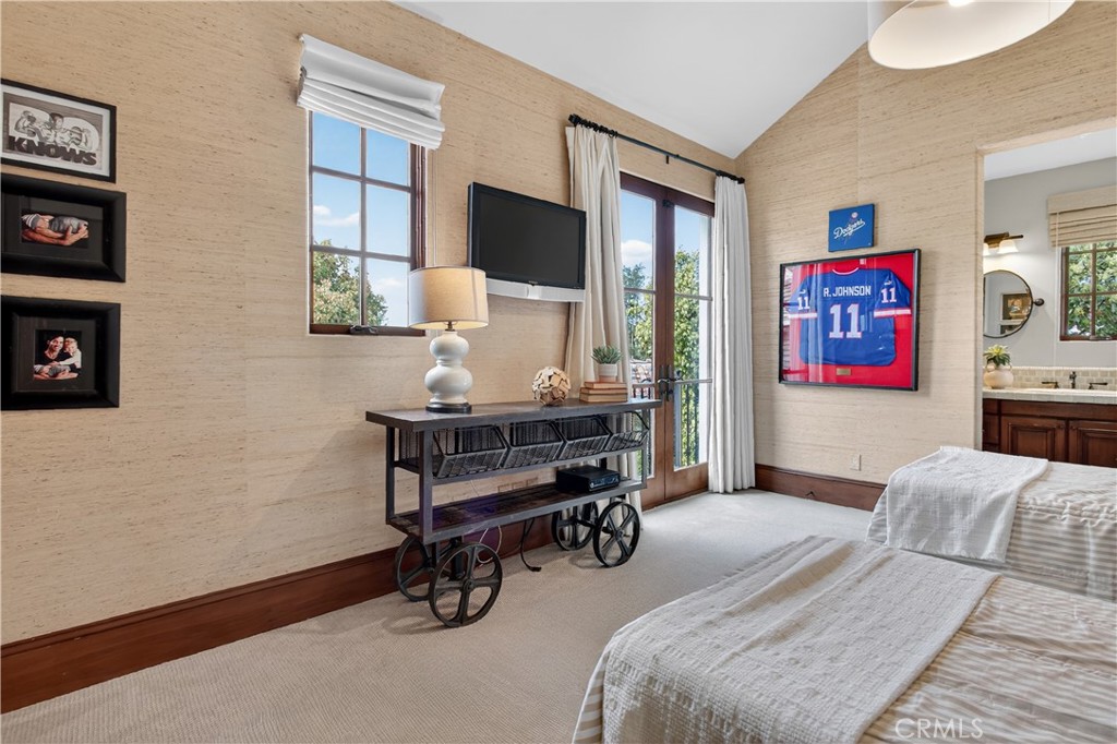 18 Mission Ridge Road