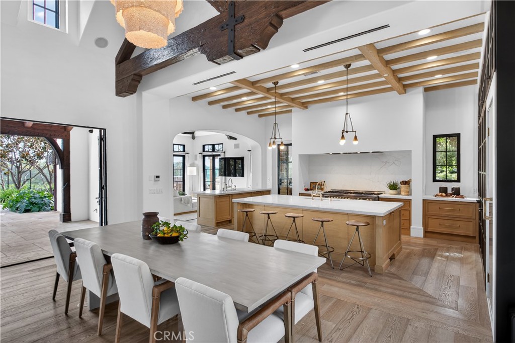 18 Mission Ridge Road