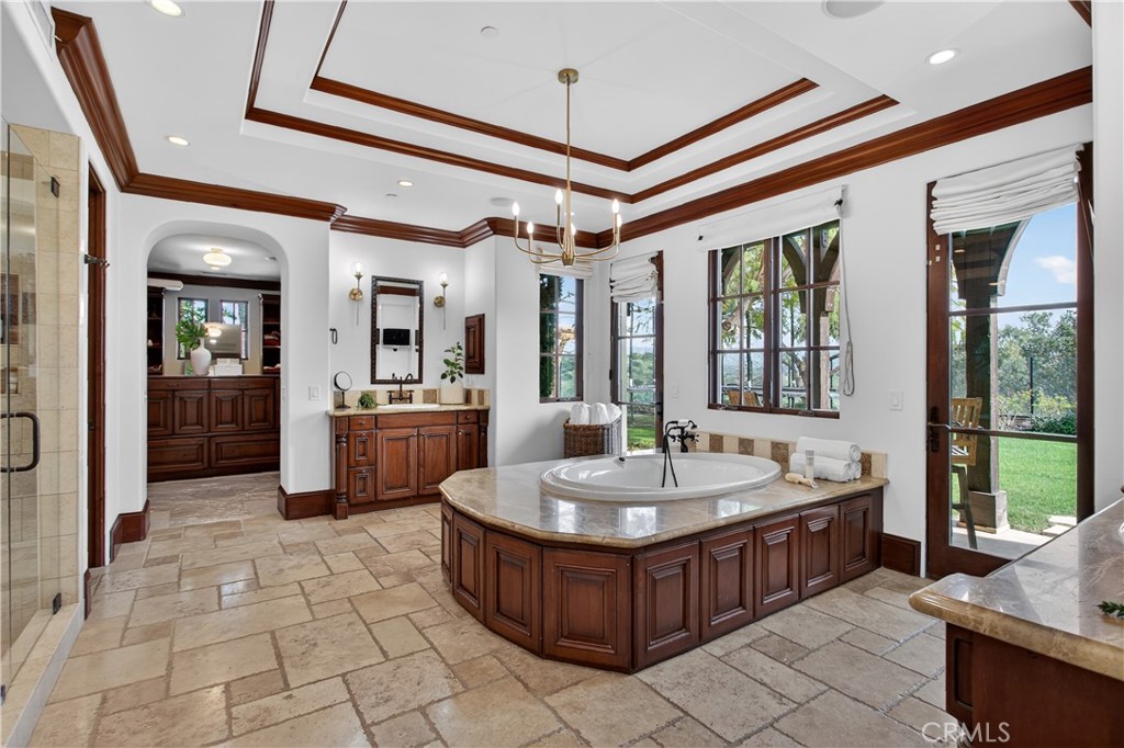 18 Mission Ridge Road