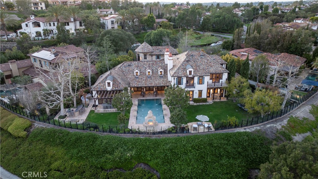 18 Mission Ridge Road