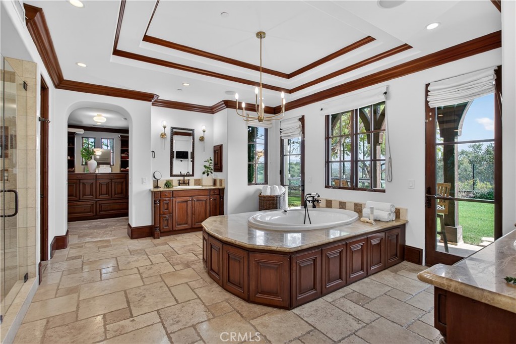 18 Mission Ridge Road