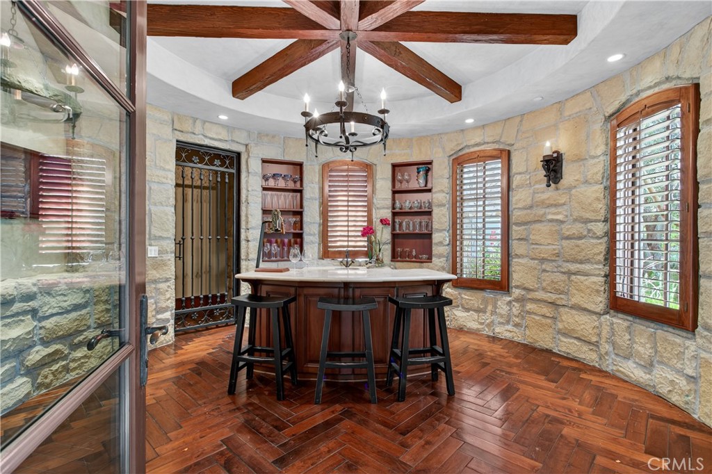 18 Mission Ridge Road