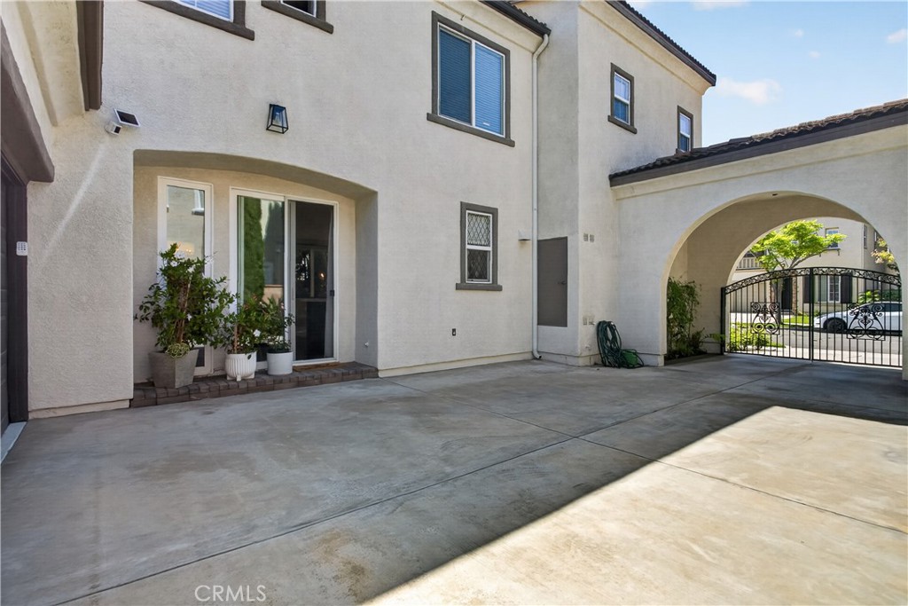89 Dawnwood