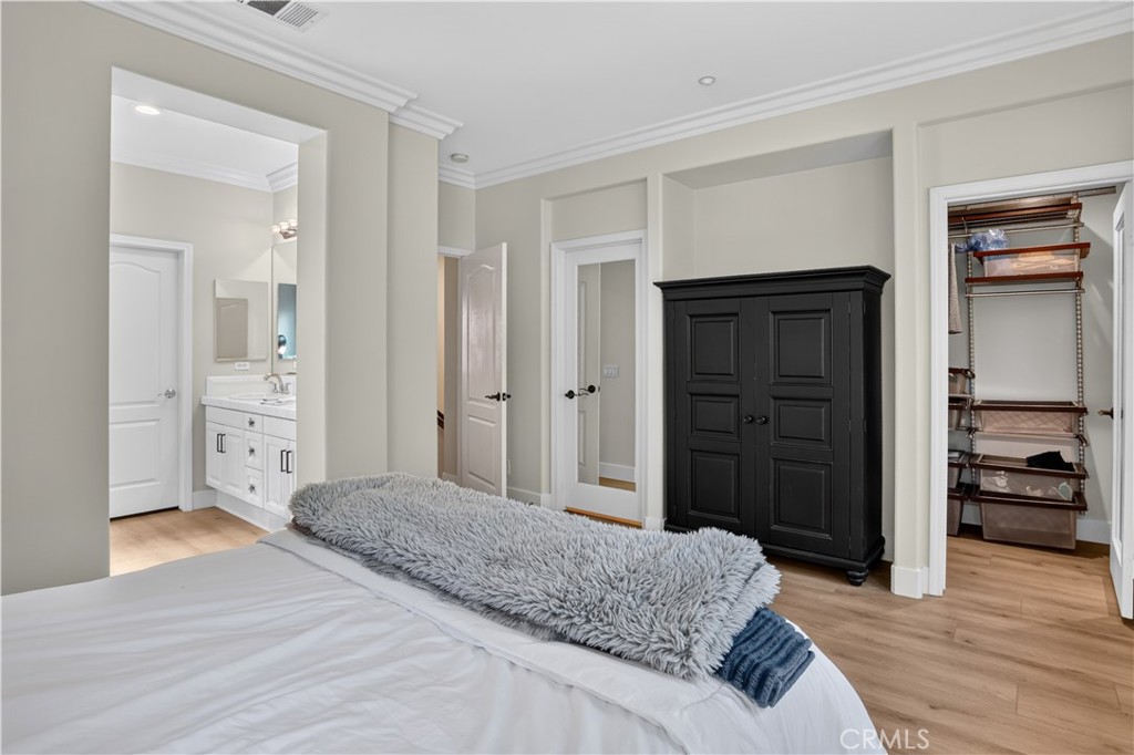 53 Sheridan Lane