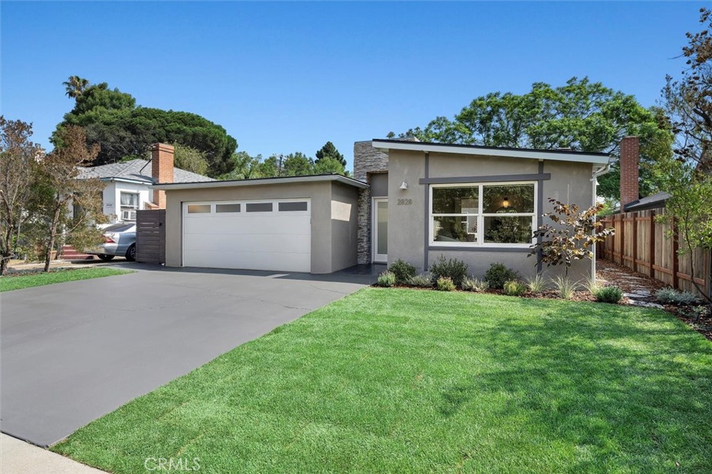 2828 Military Avenue