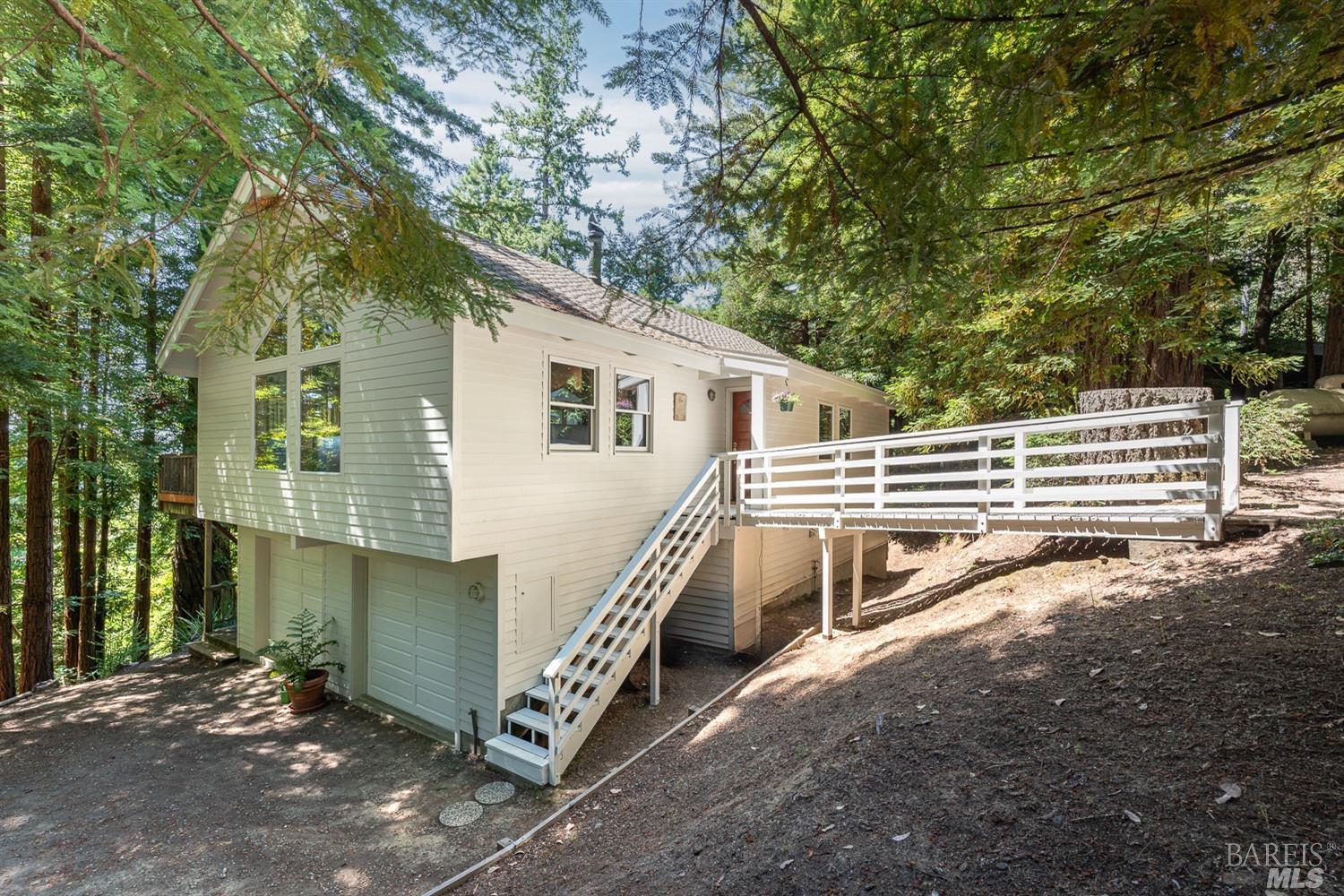 38050 Ocean Ridge Dr