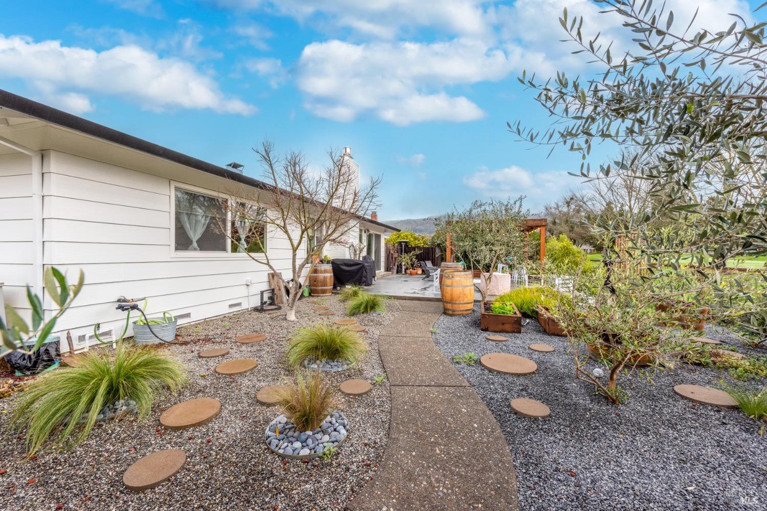 328 Mountain Vista Ct