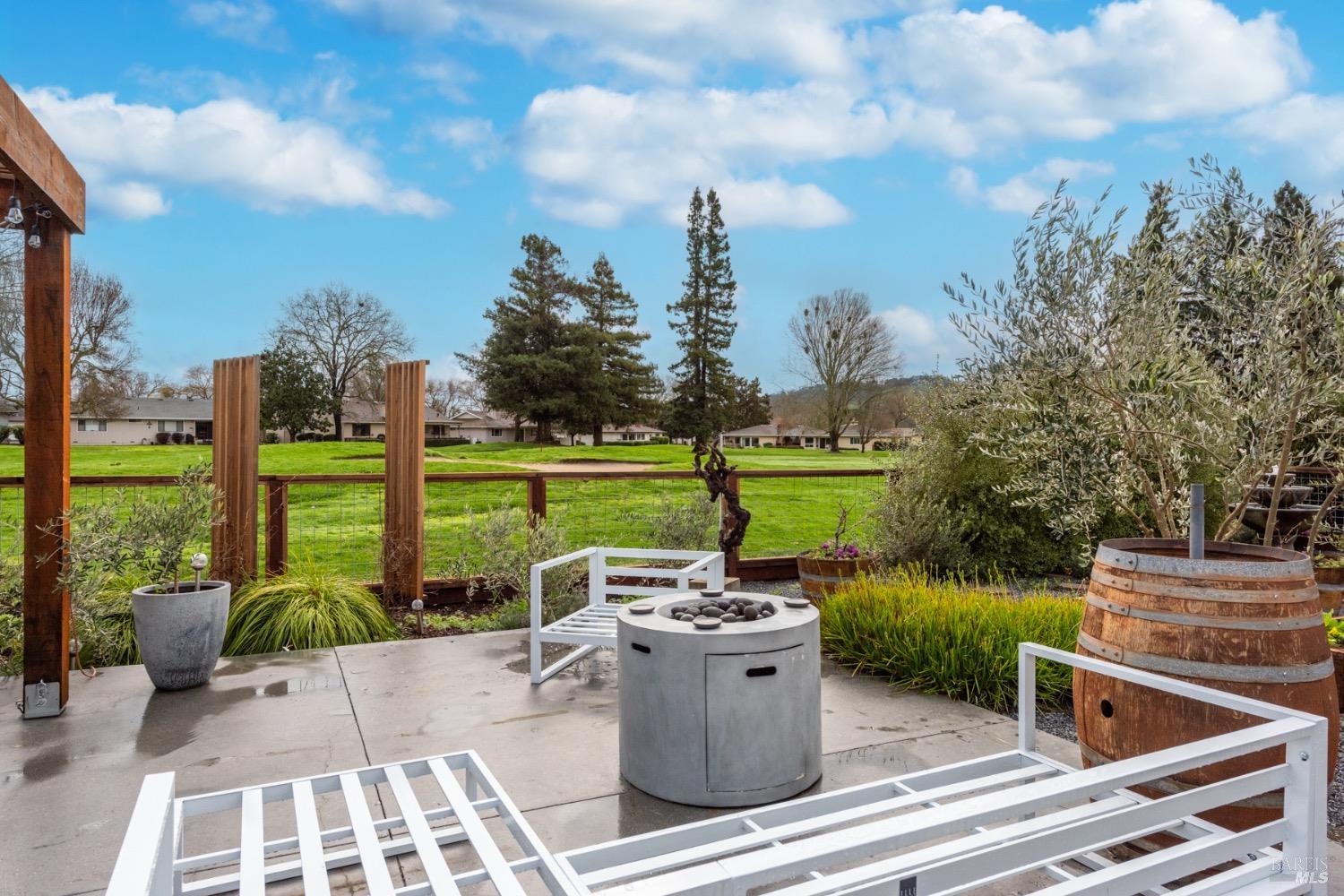 328 Mountain Vista Ct