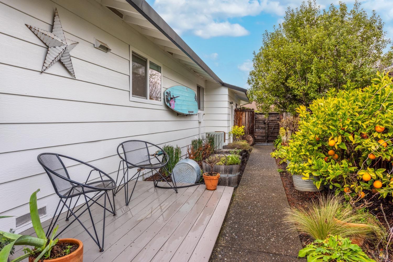 328 Mountain Vista Ct