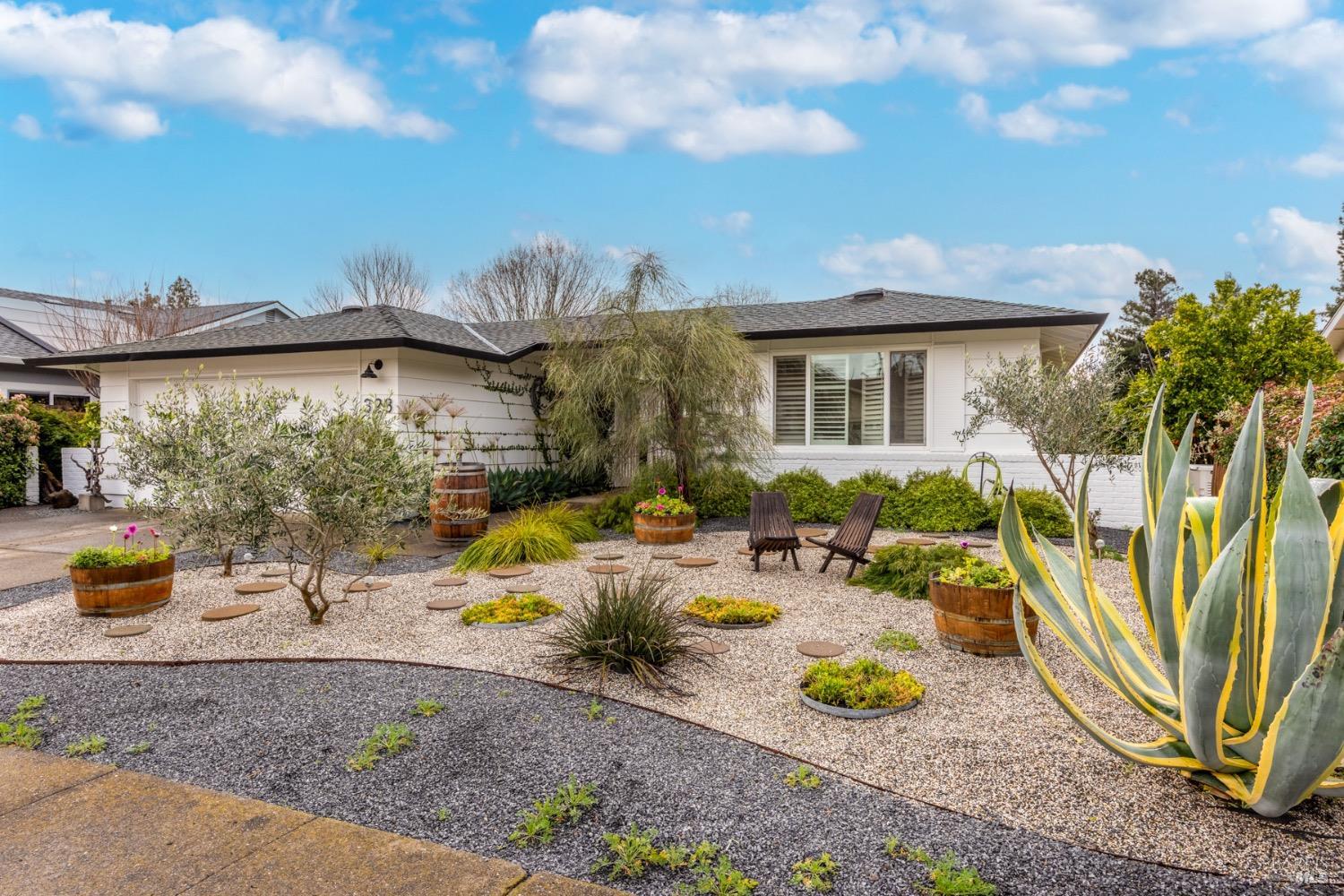 328 Mountain Vista Ct