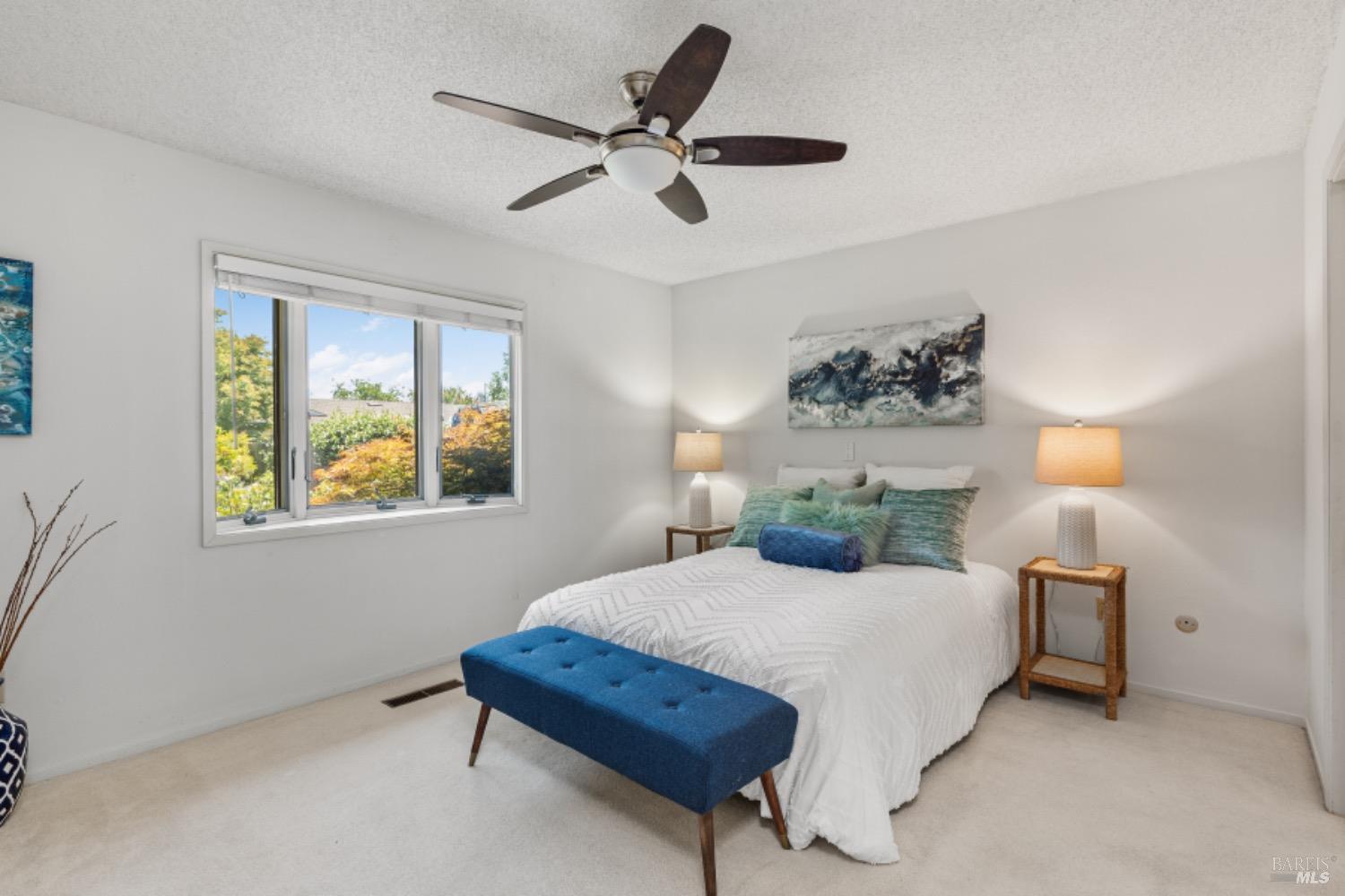 194 Mountain Vista Pl