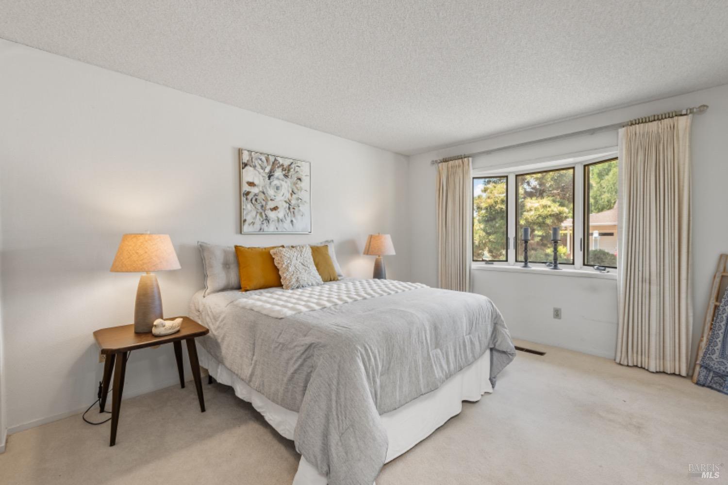 194 Mountain Vista Pl