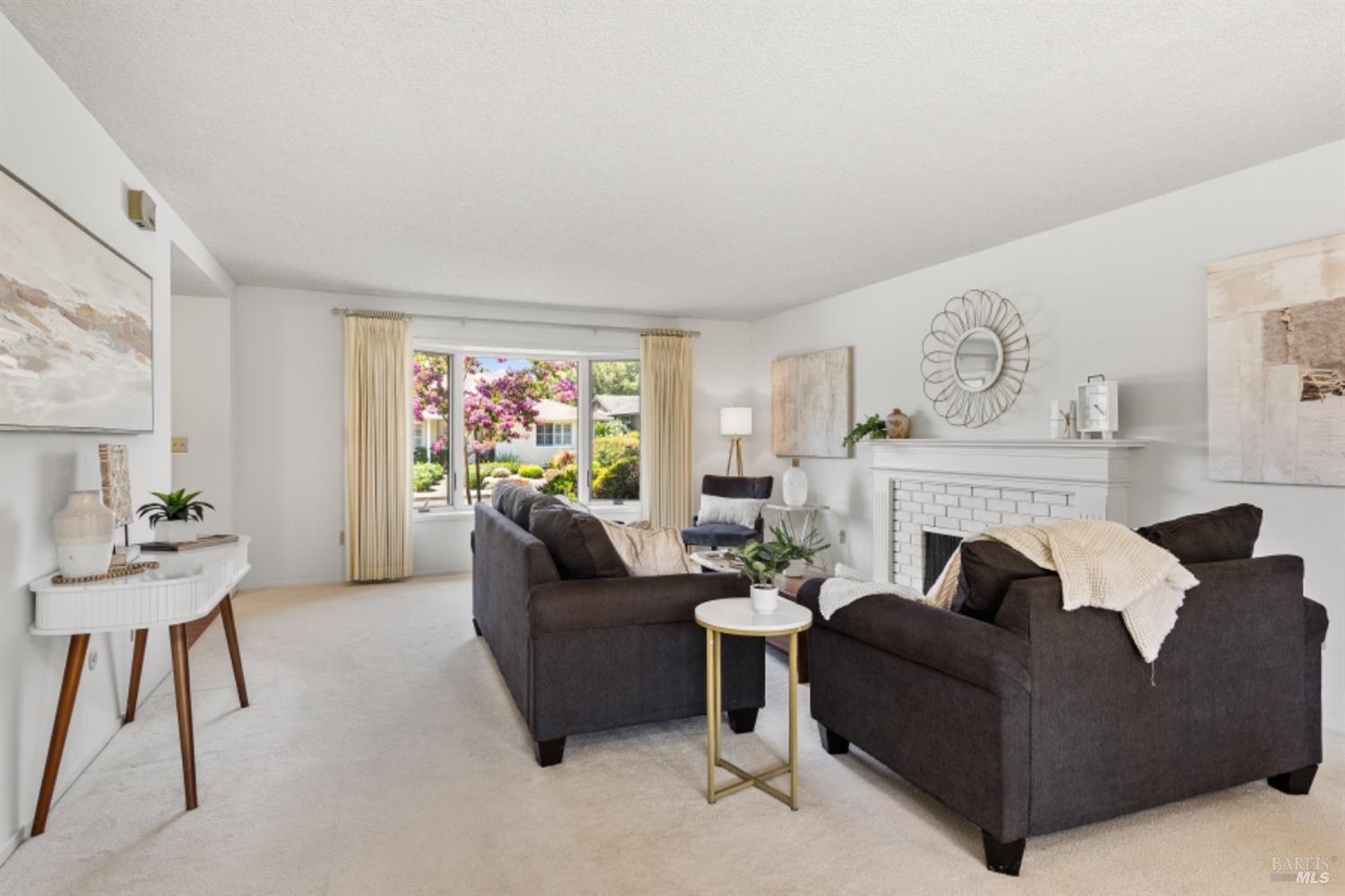 194 Mountain Vista Pl