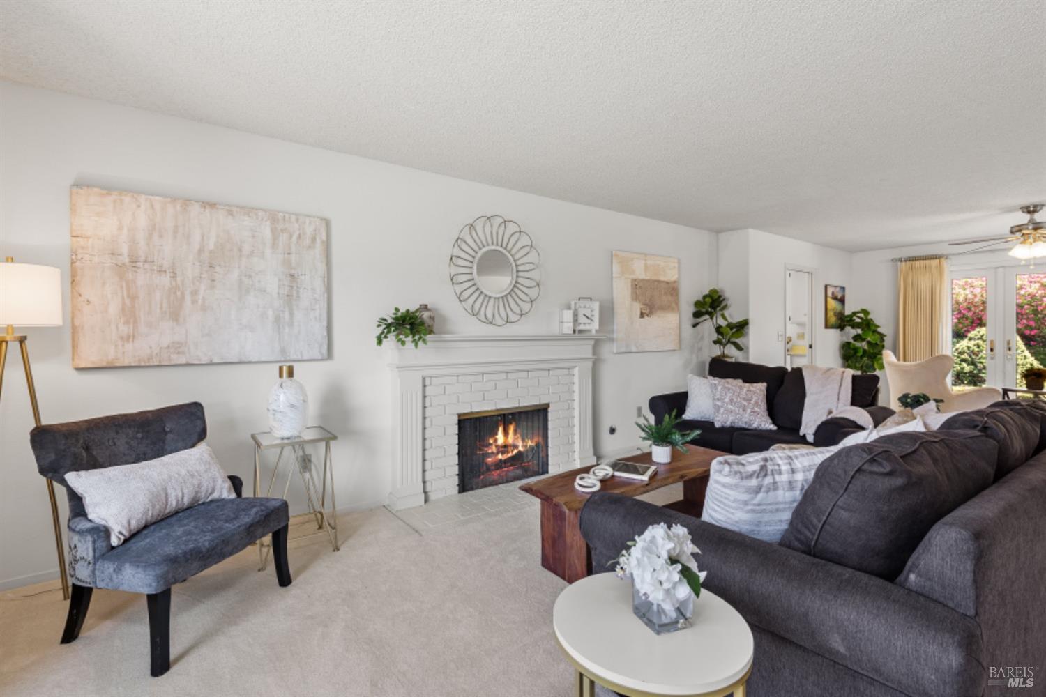 194 Mountain Vista Pl