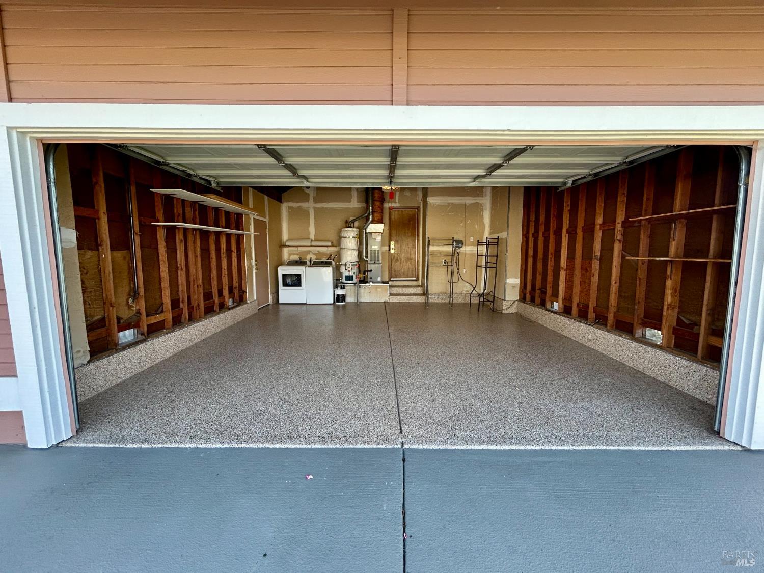 2303 Sierra Creek Cir