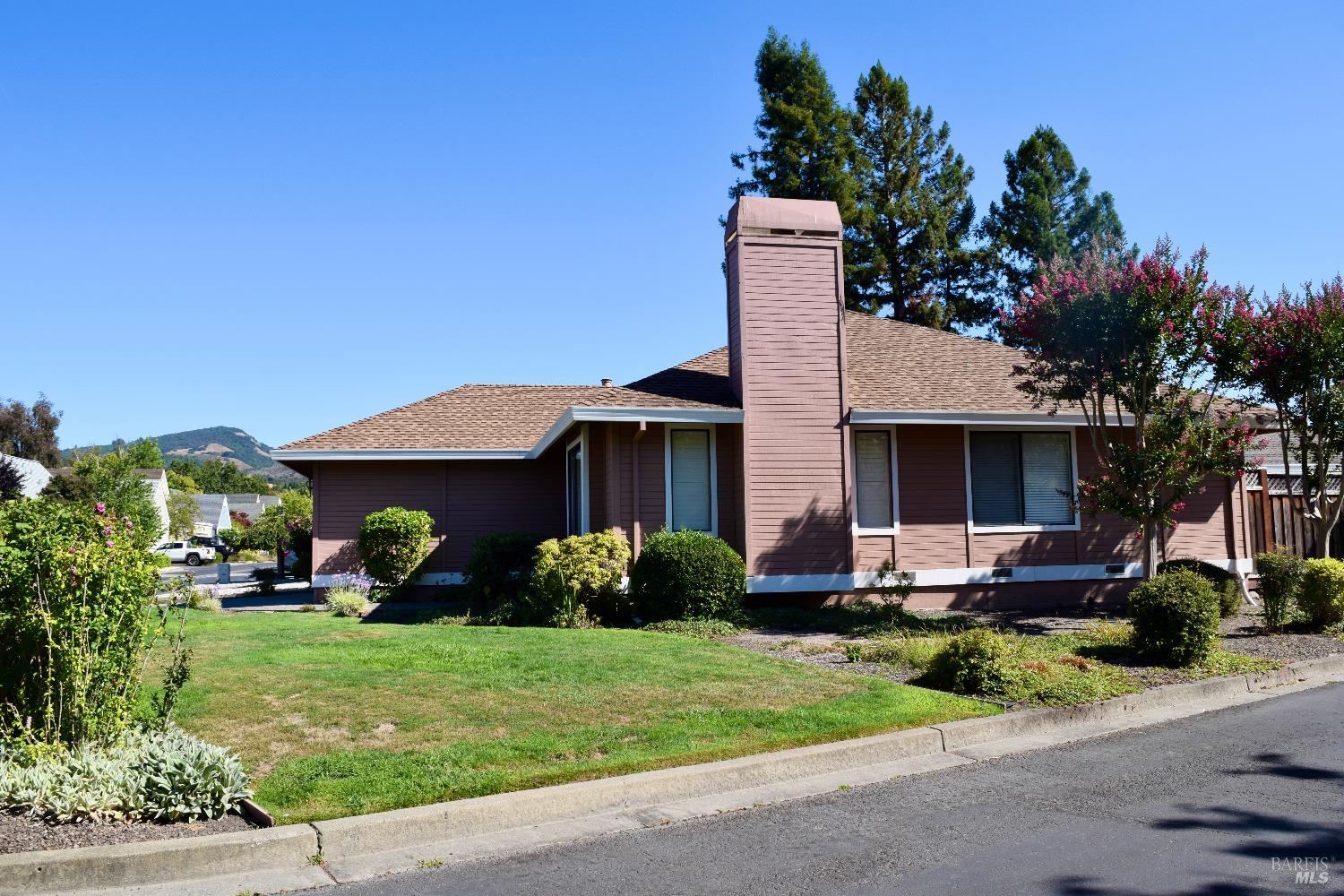 2303 Sierra Creek Cir