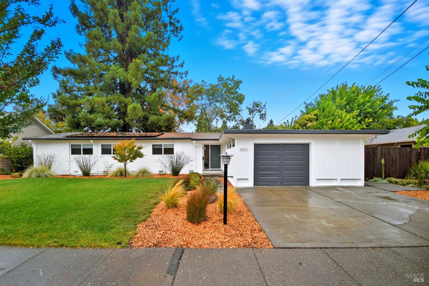 3553 Fir Dr