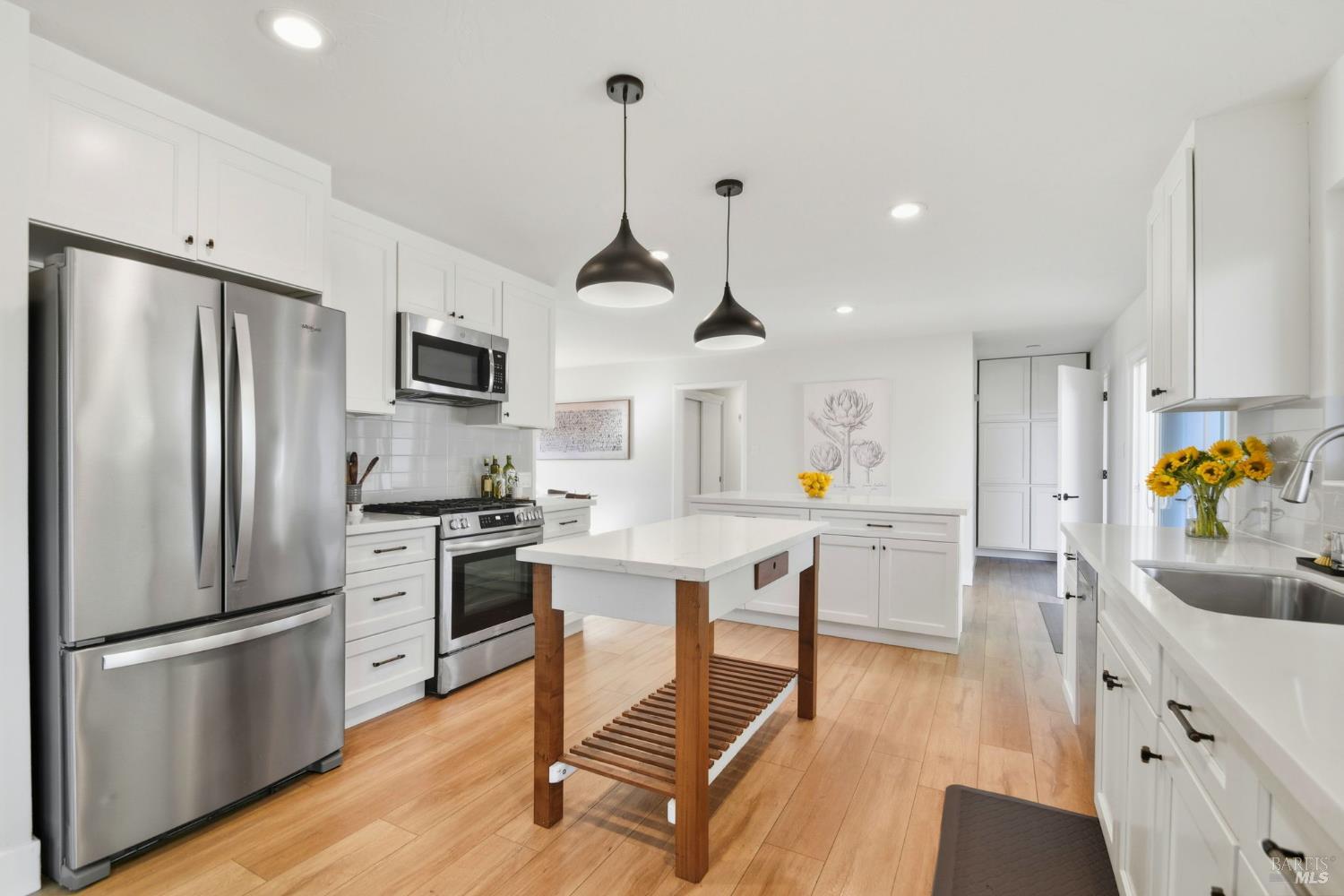 3553 Fir Dr