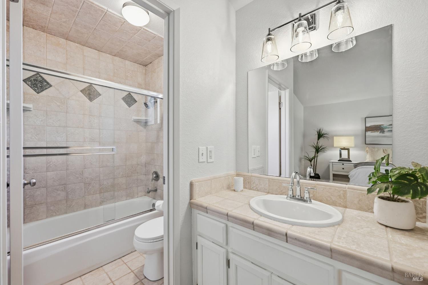 2291 Truckee Dr