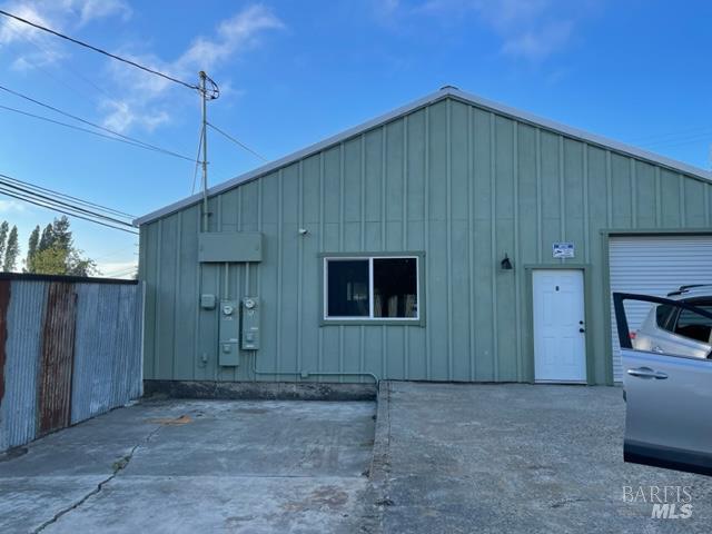 3880 Gravenstein Highway S