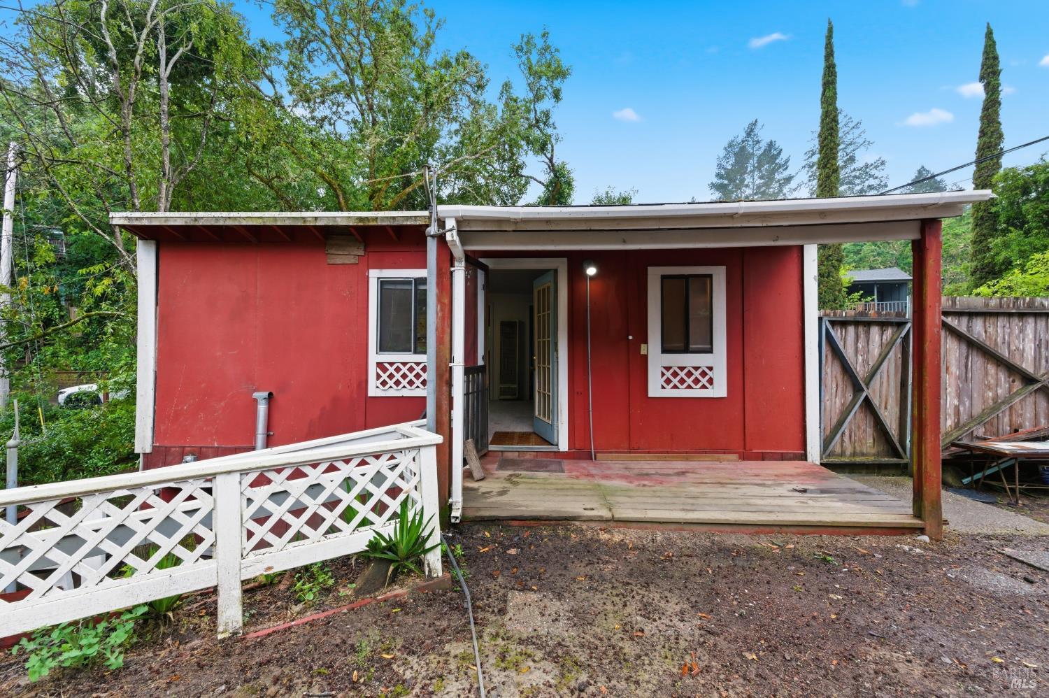 9489 Rio Vista Road