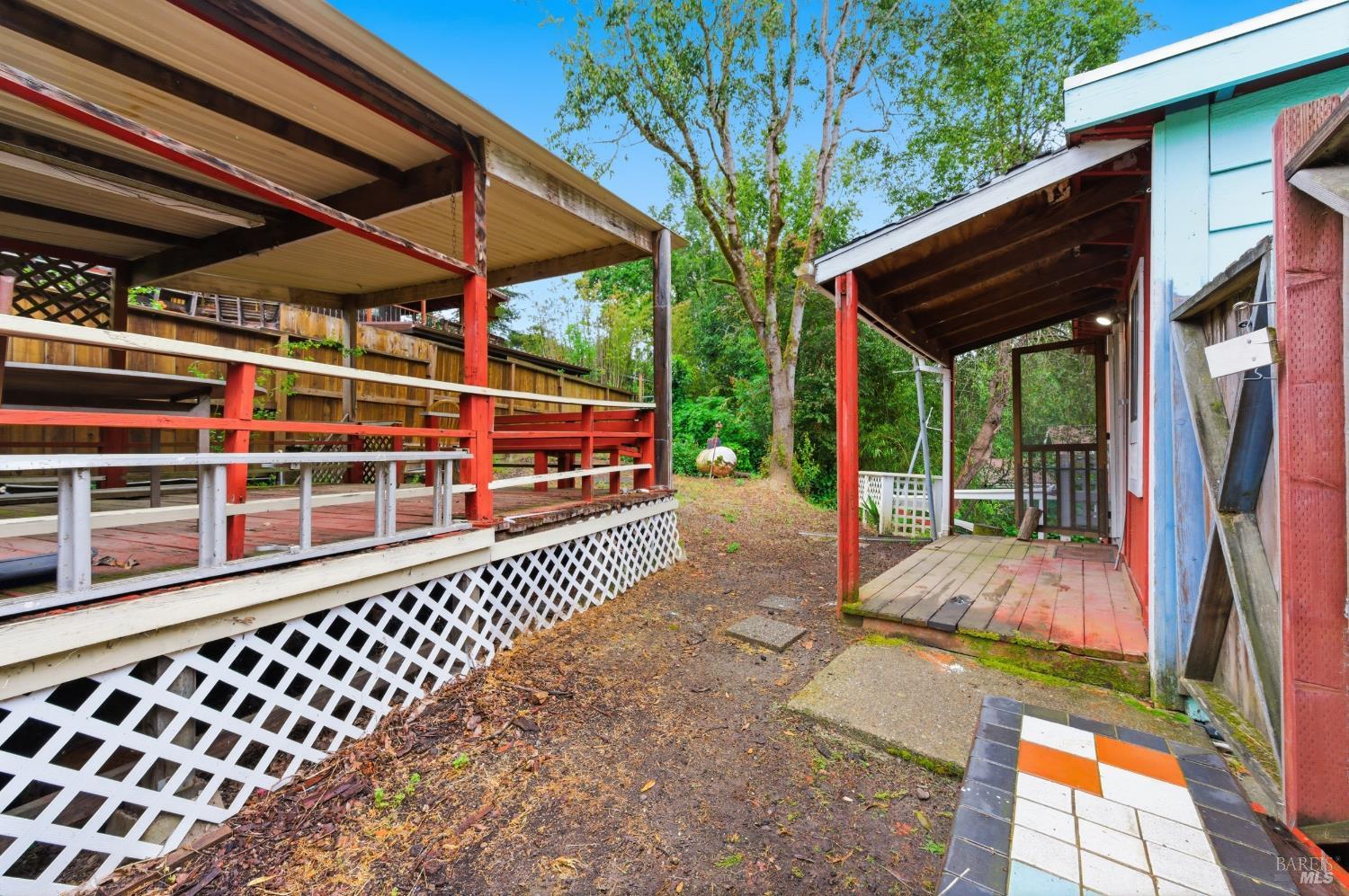 9489 Rio Vista Road