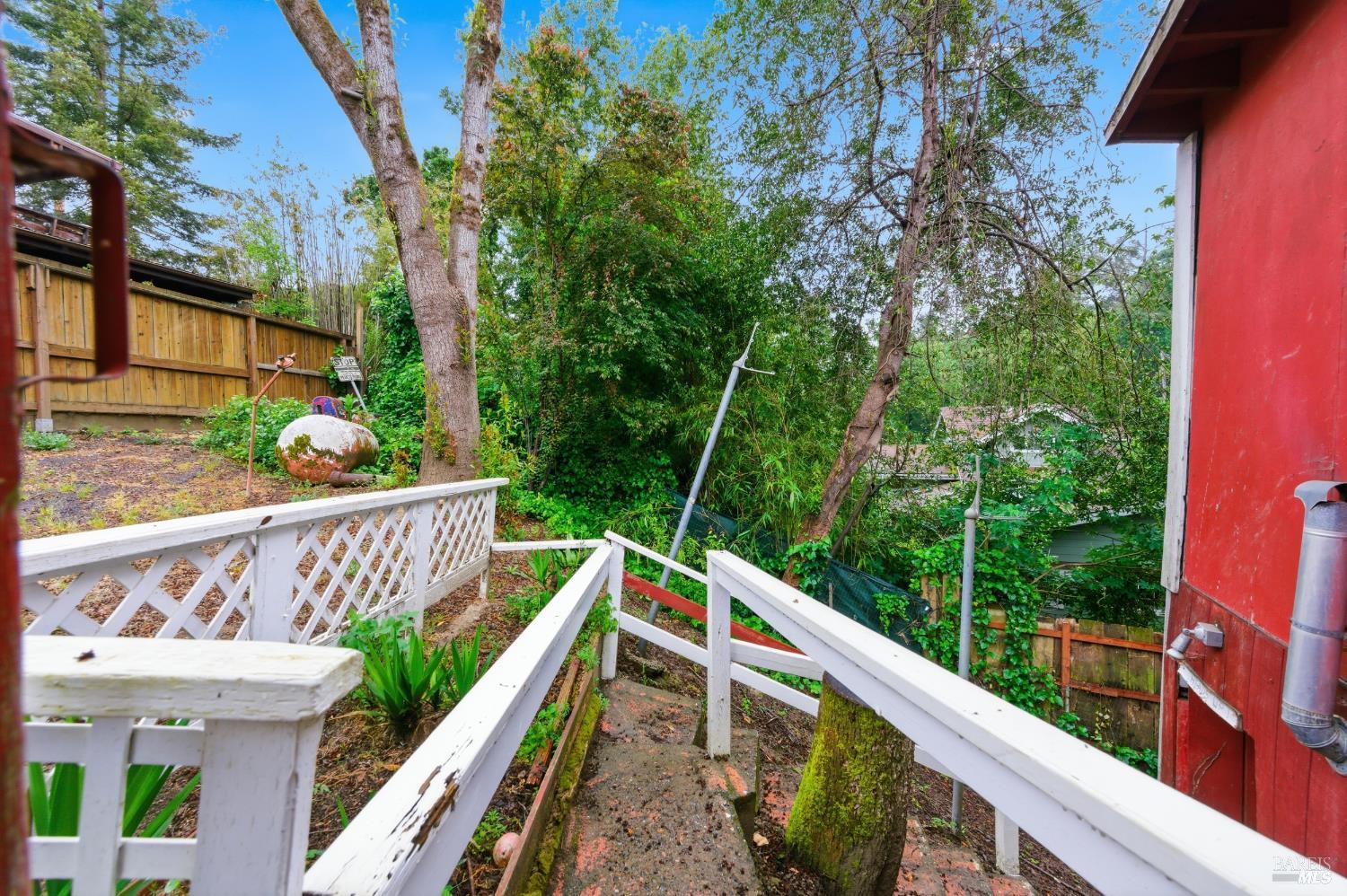 9489 Rio Vista Road