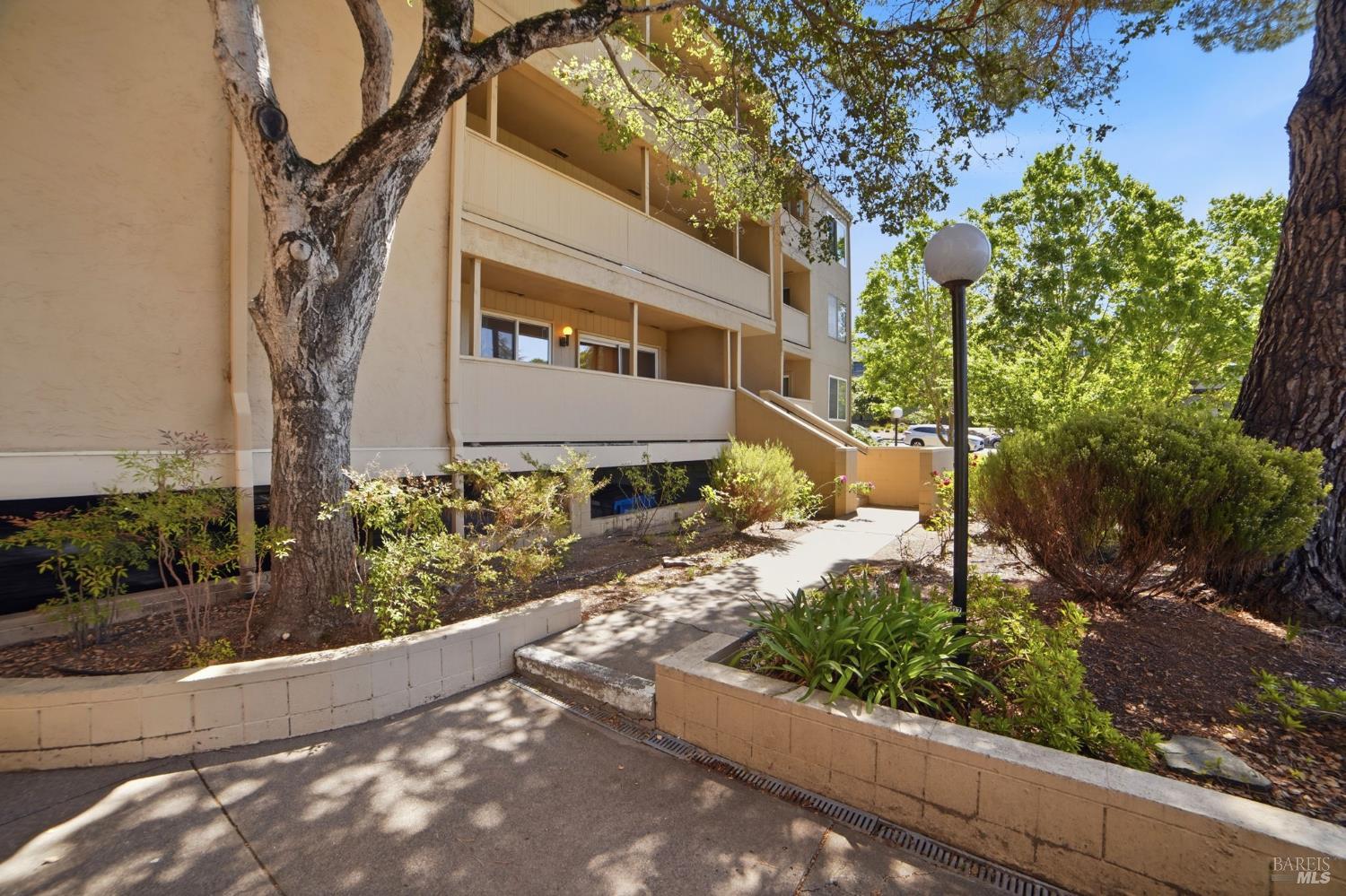 1453 Neotomas Avenue Unit: #108