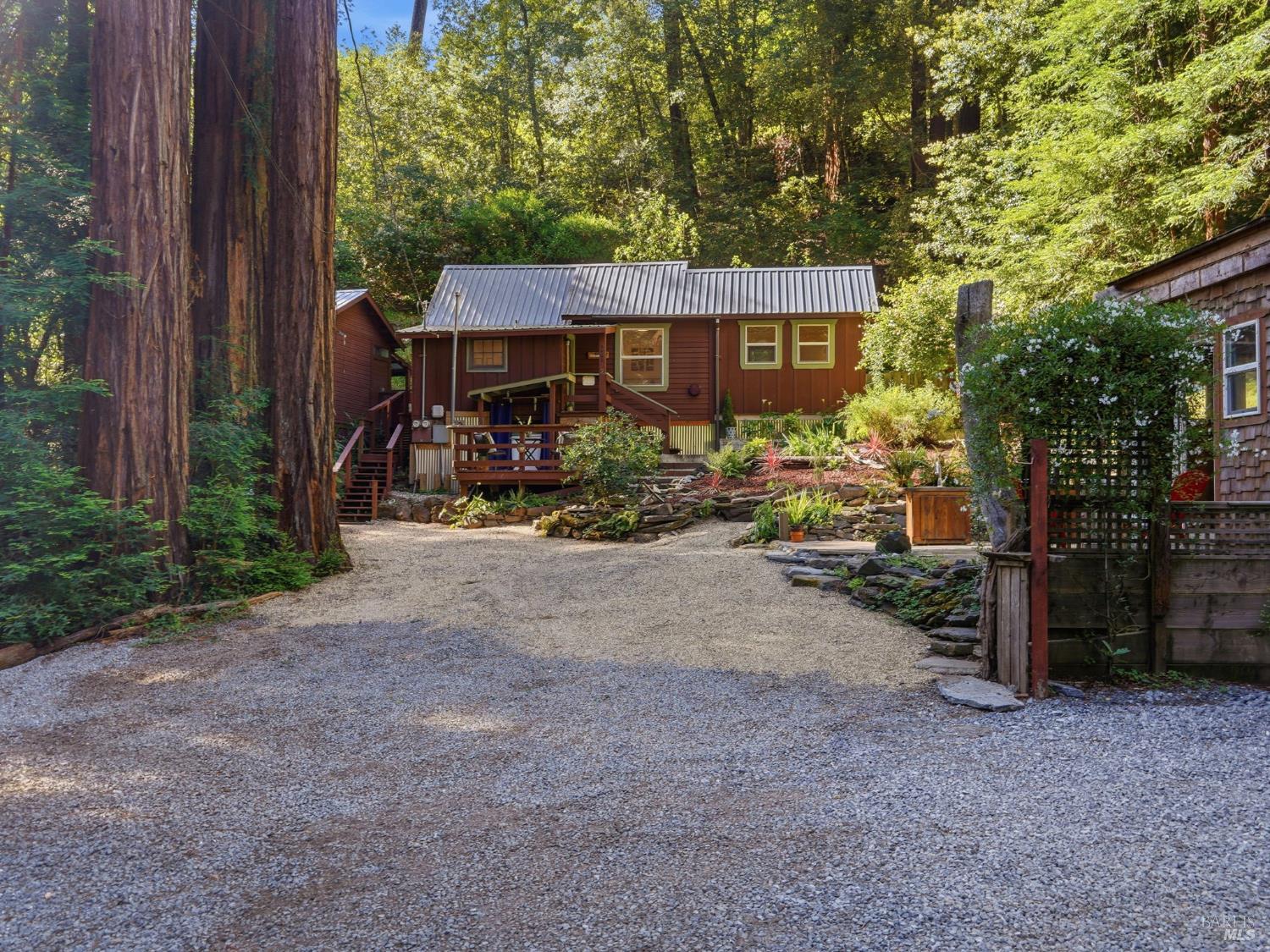 5465 Cazadero Highway