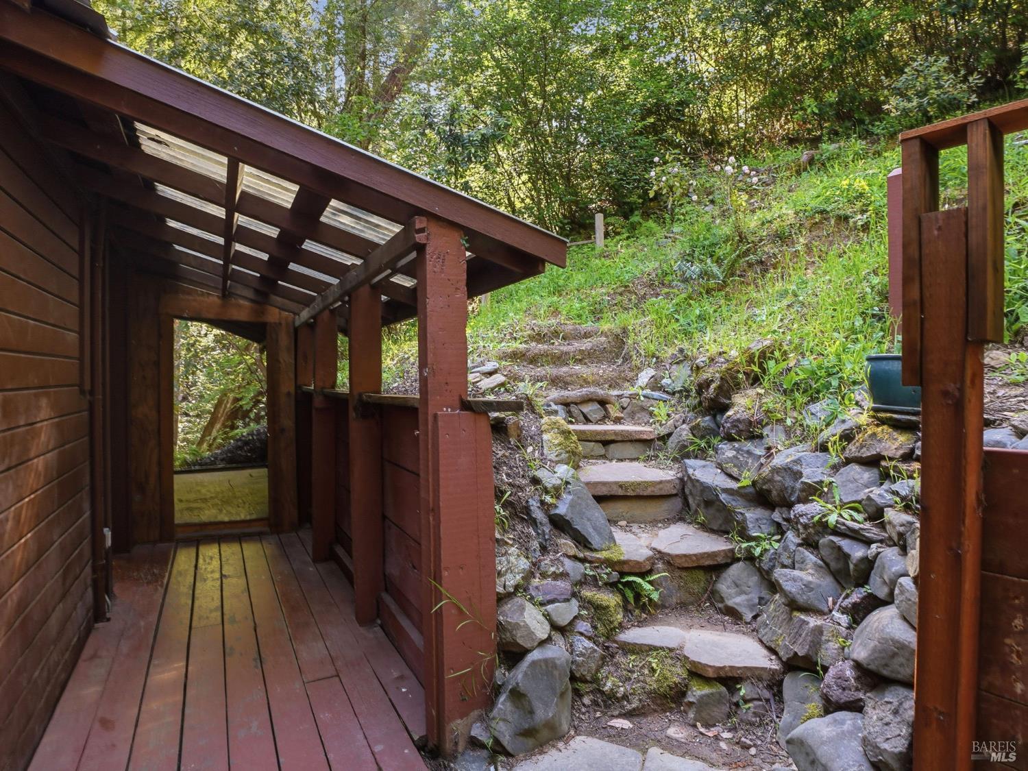 5465 Cazadero Highway