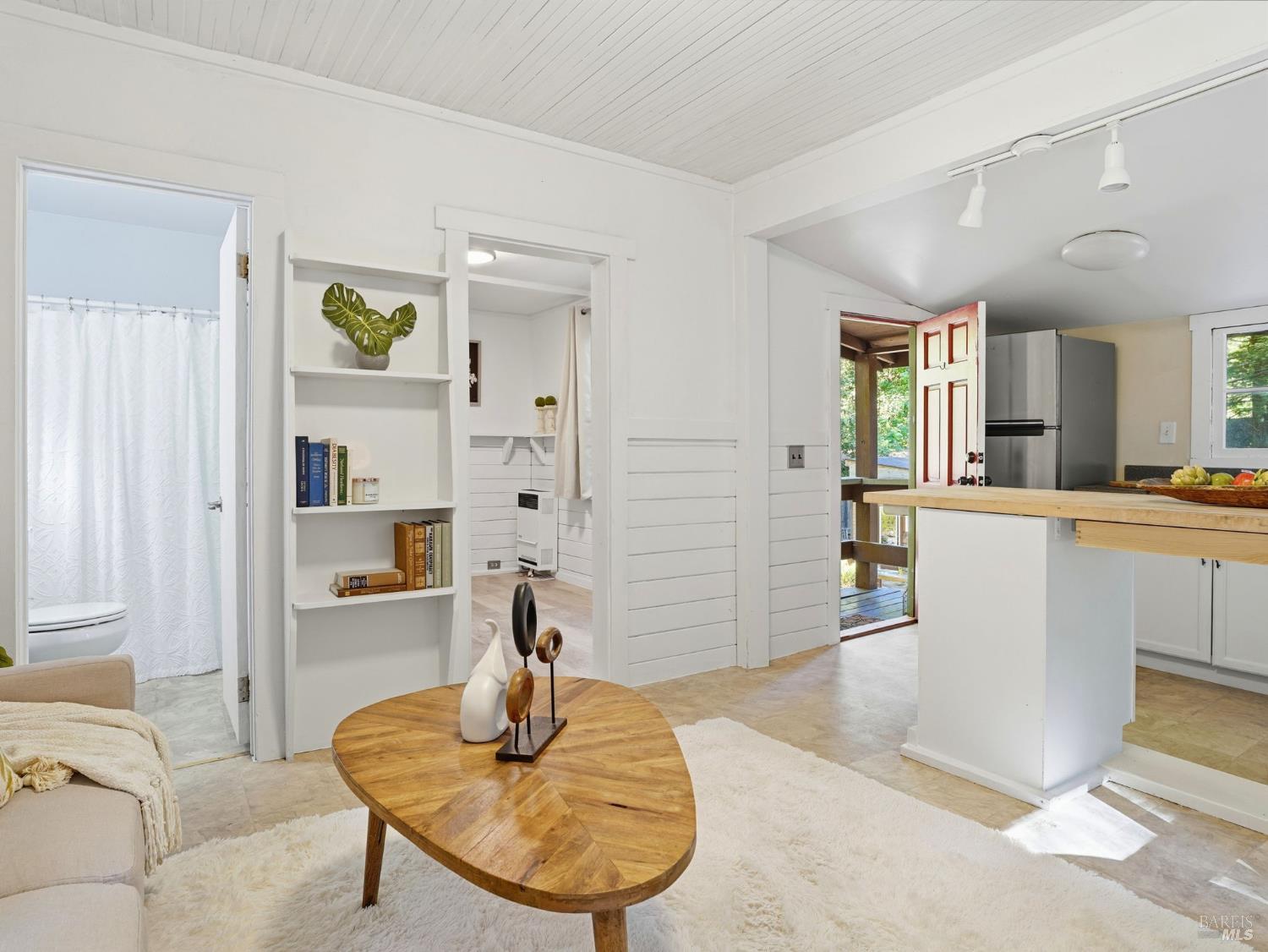 5465 Cazadero Highway