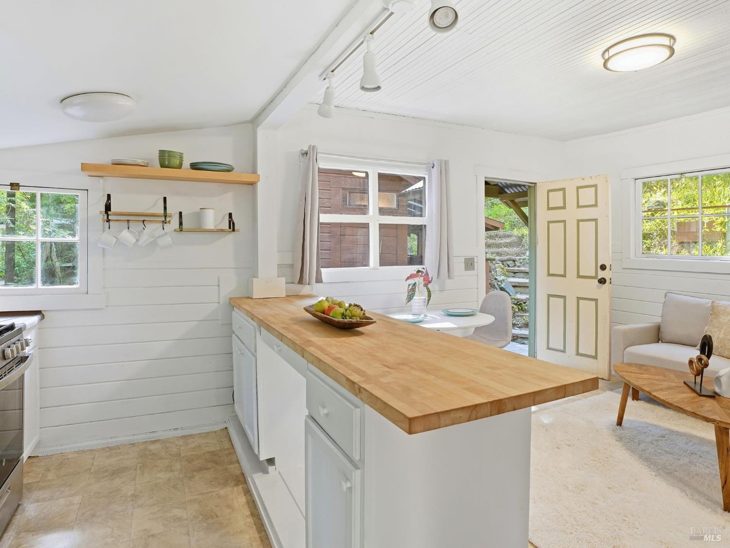 5465 Cazadero Highway