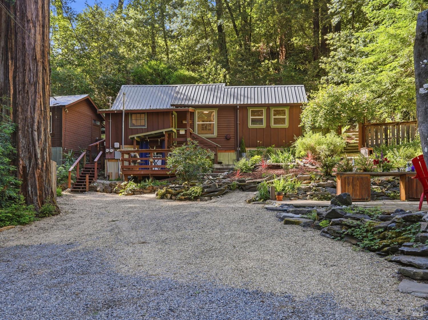 5465 Cazadero Highway