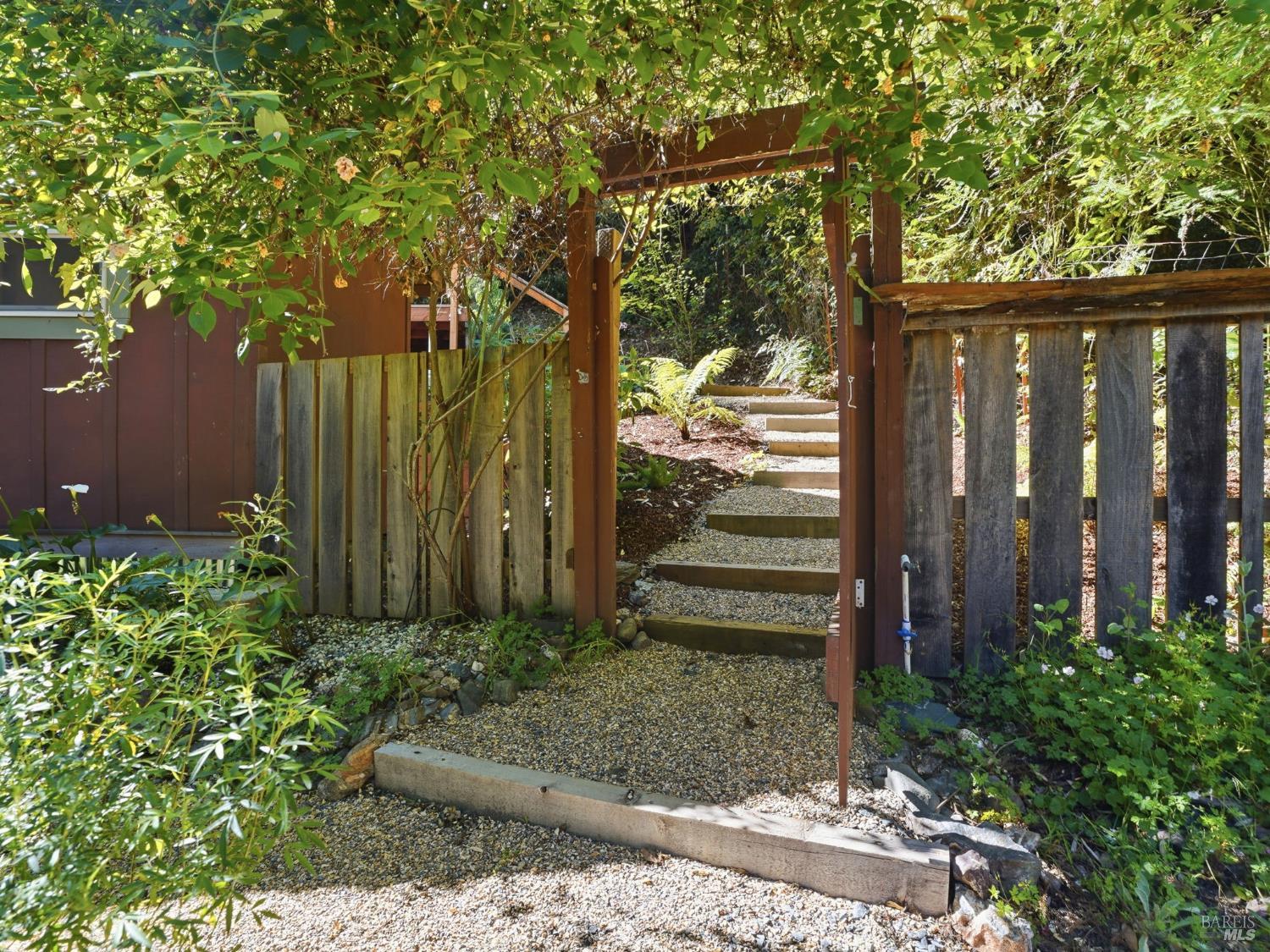 5465 Cazadero Highway