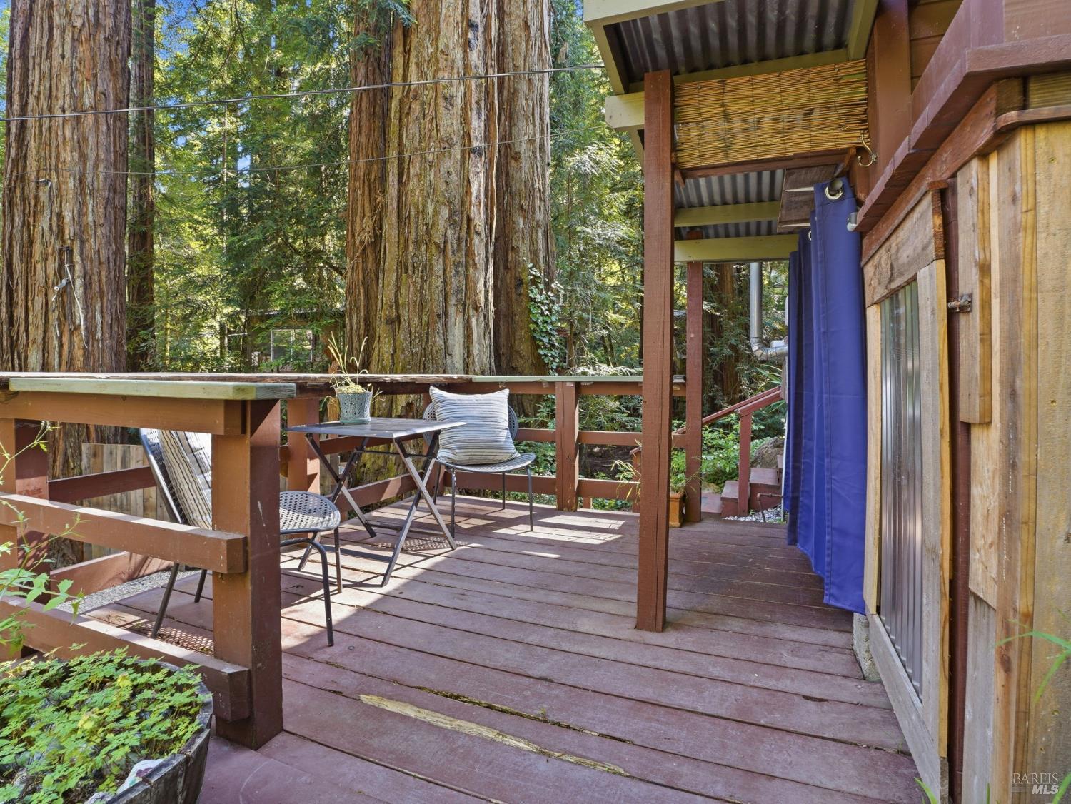 5465 Cazadero Highway