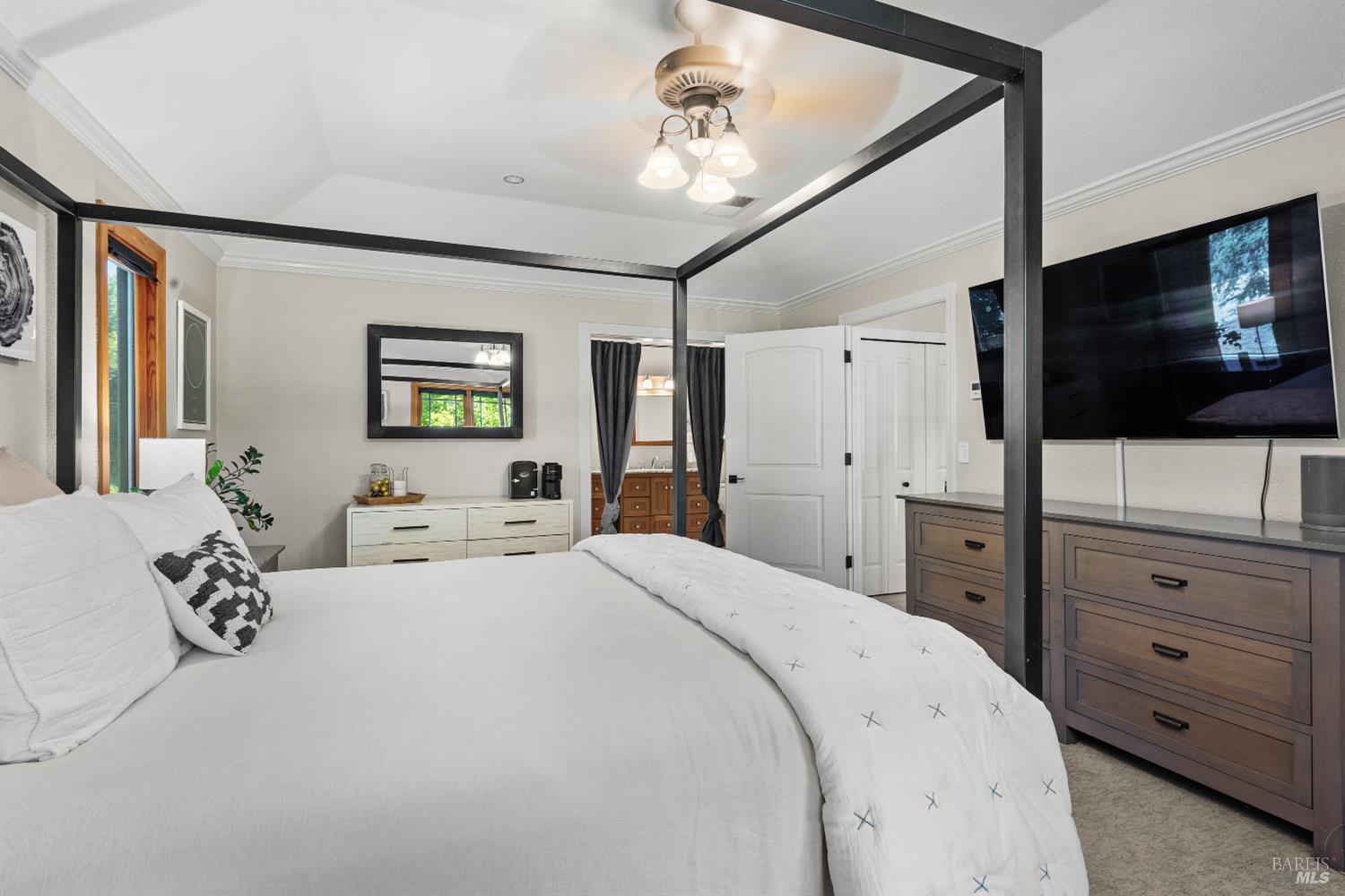 3 Voss Park Circle