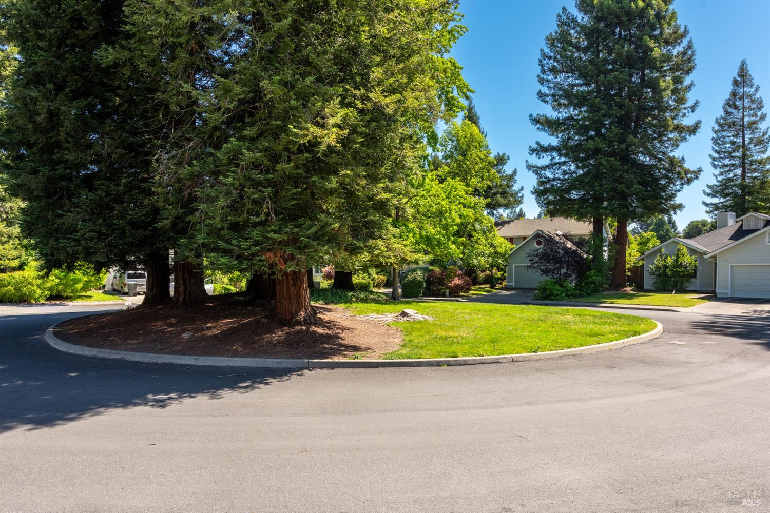 3 Voss Park Circle