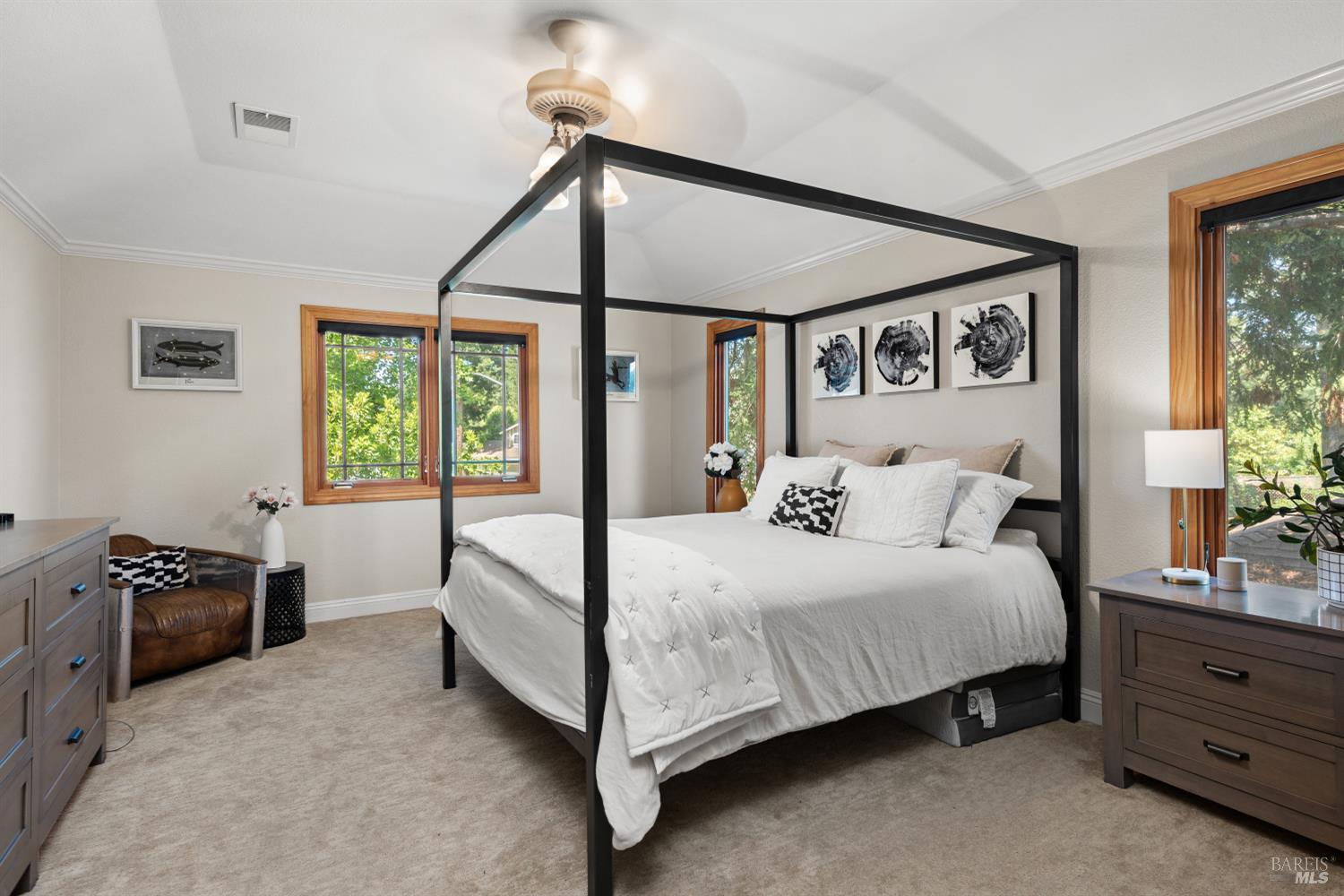 3 Voss Park Circle