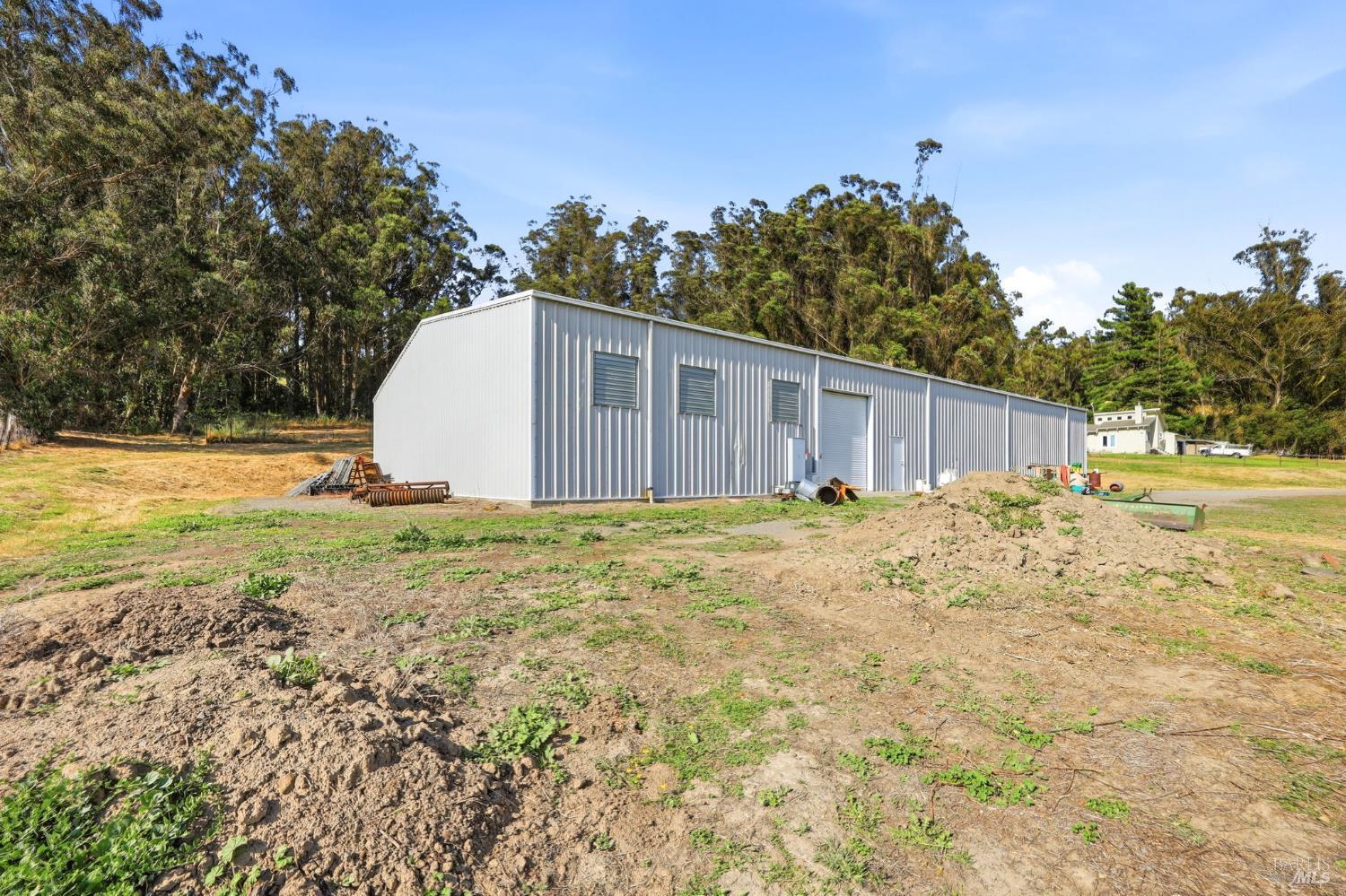 7470 Roblar Road
