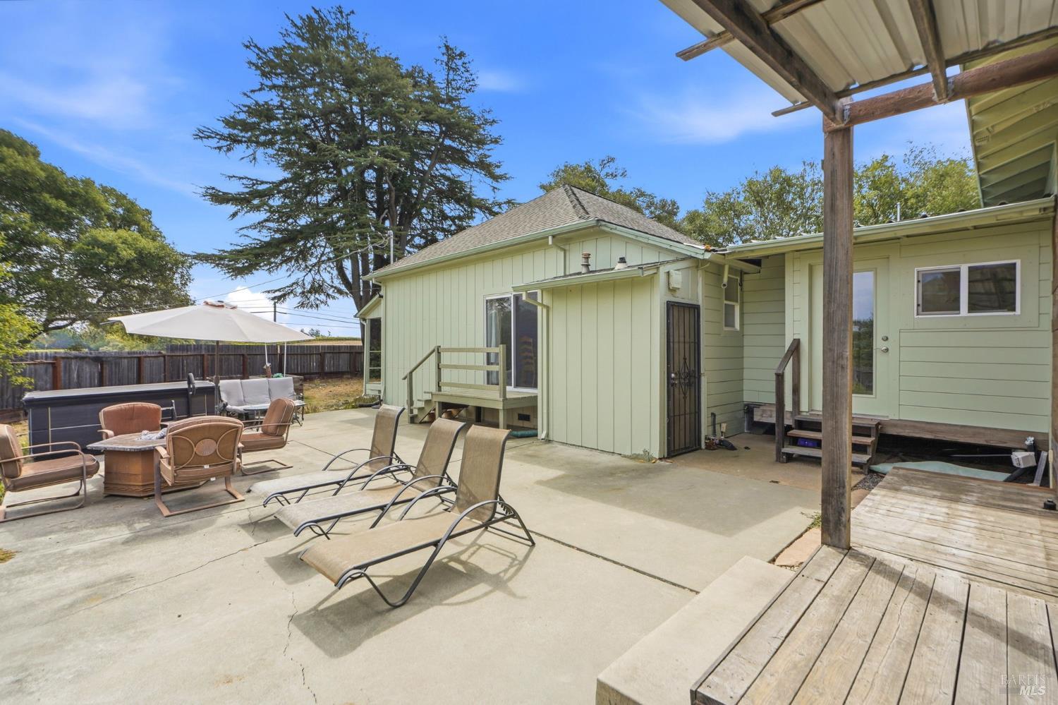 4100 Vine Hill Road