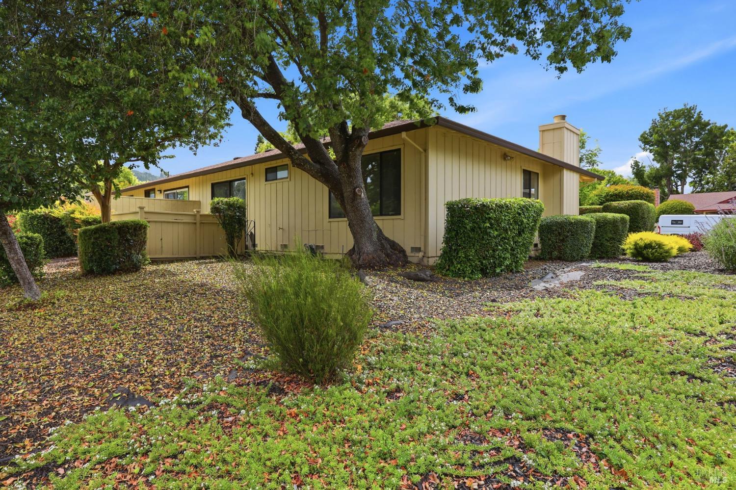 318 Twin Lakes Drive