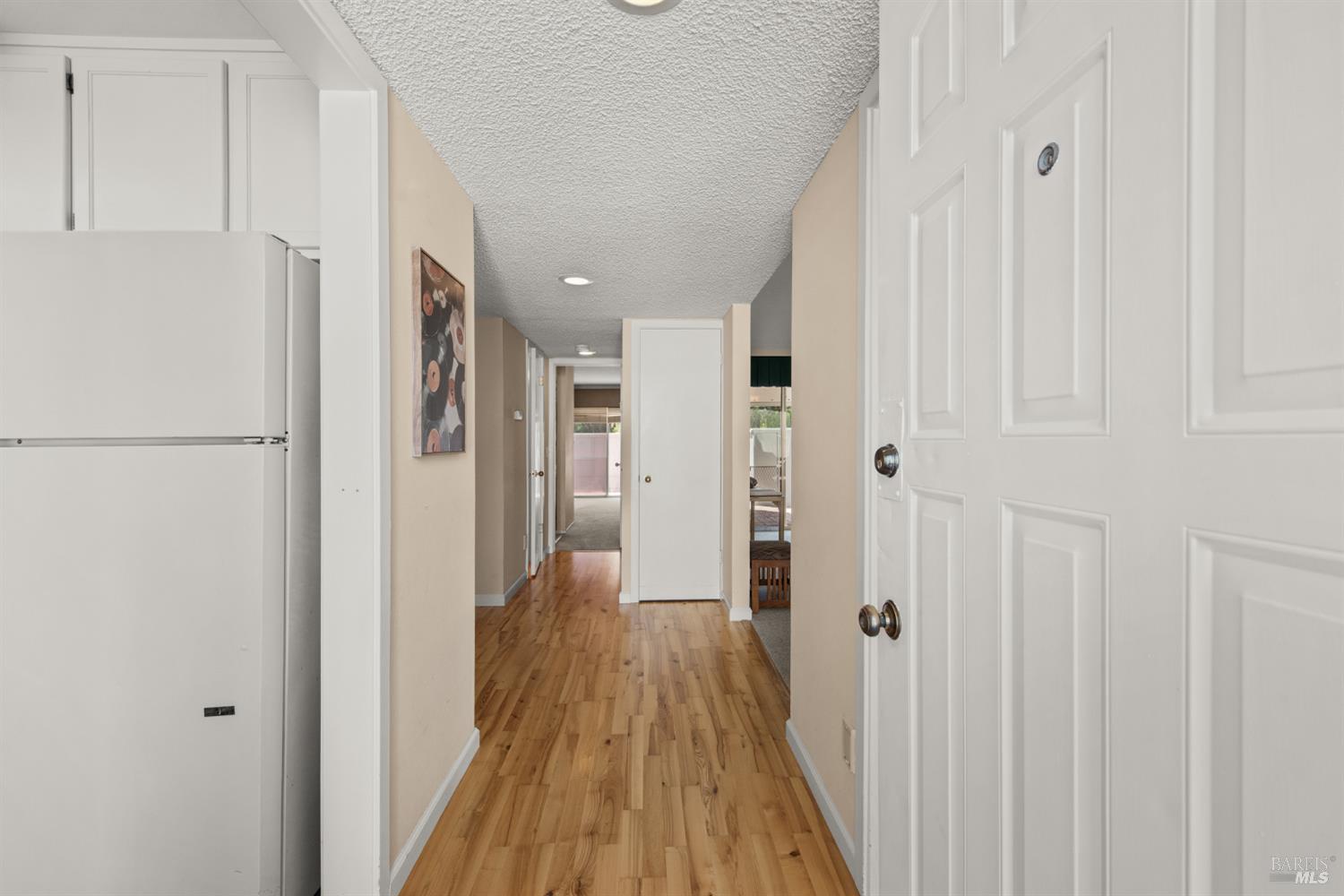 2324 Lakeview Drive