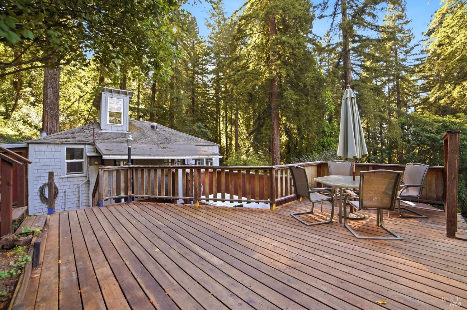 37 Grand View Avenue