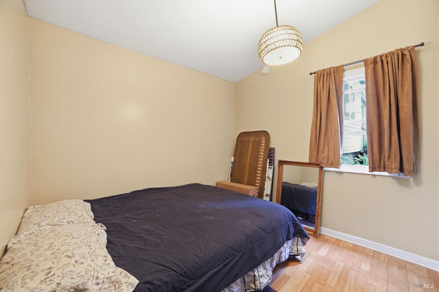 37 Grand View Avenue