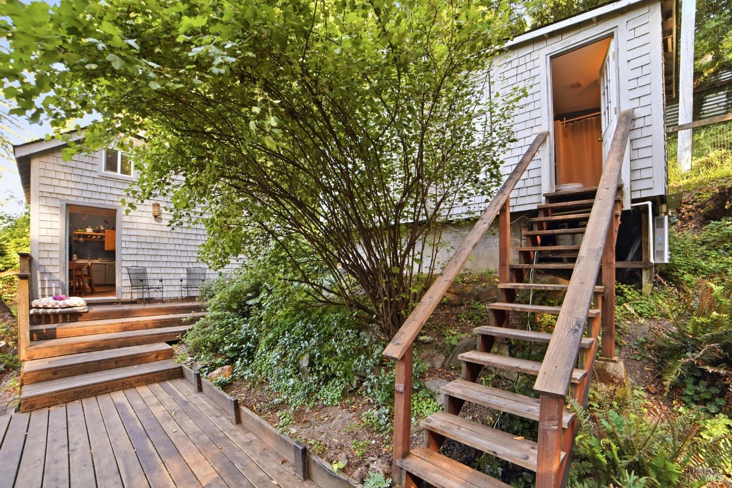 37 Grand View Avenue