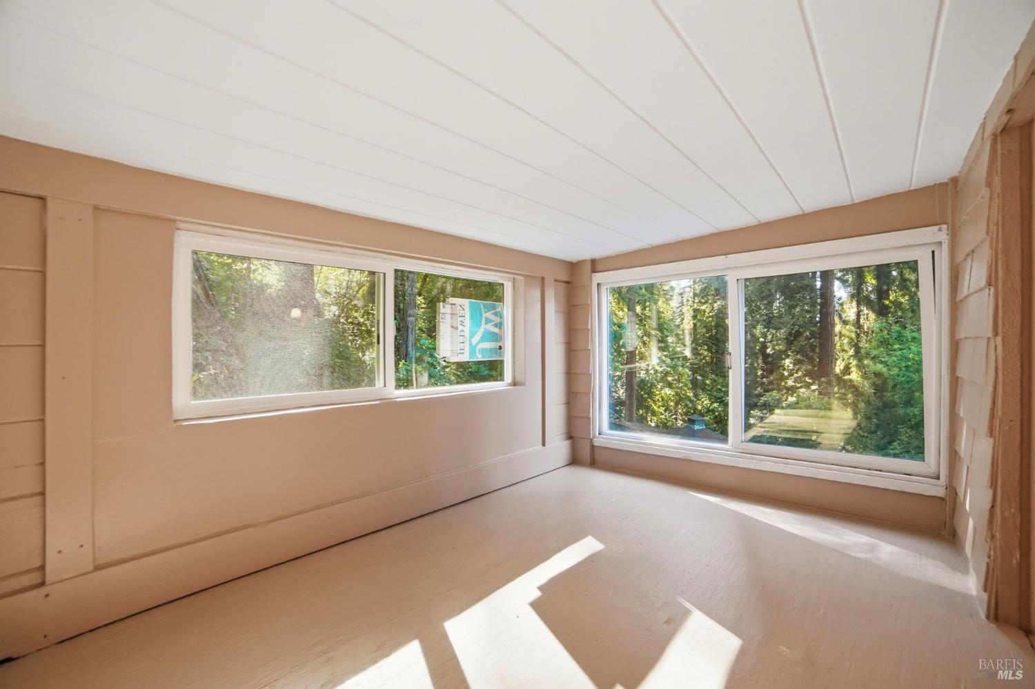 37 Grand View Avenue