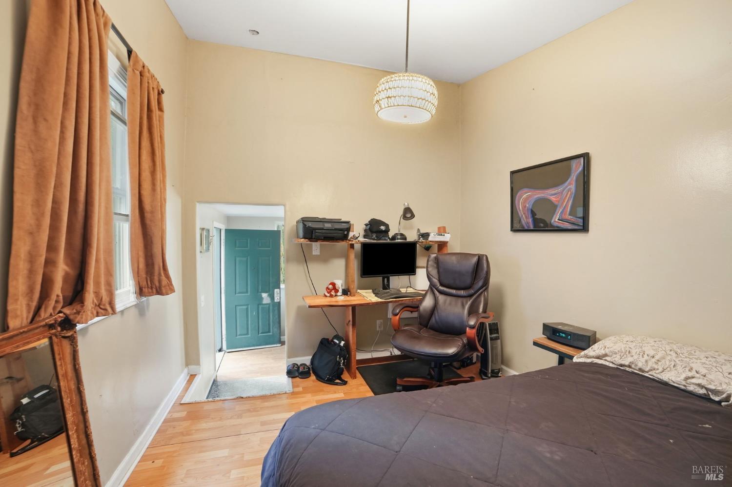 37 Grand View Avenue