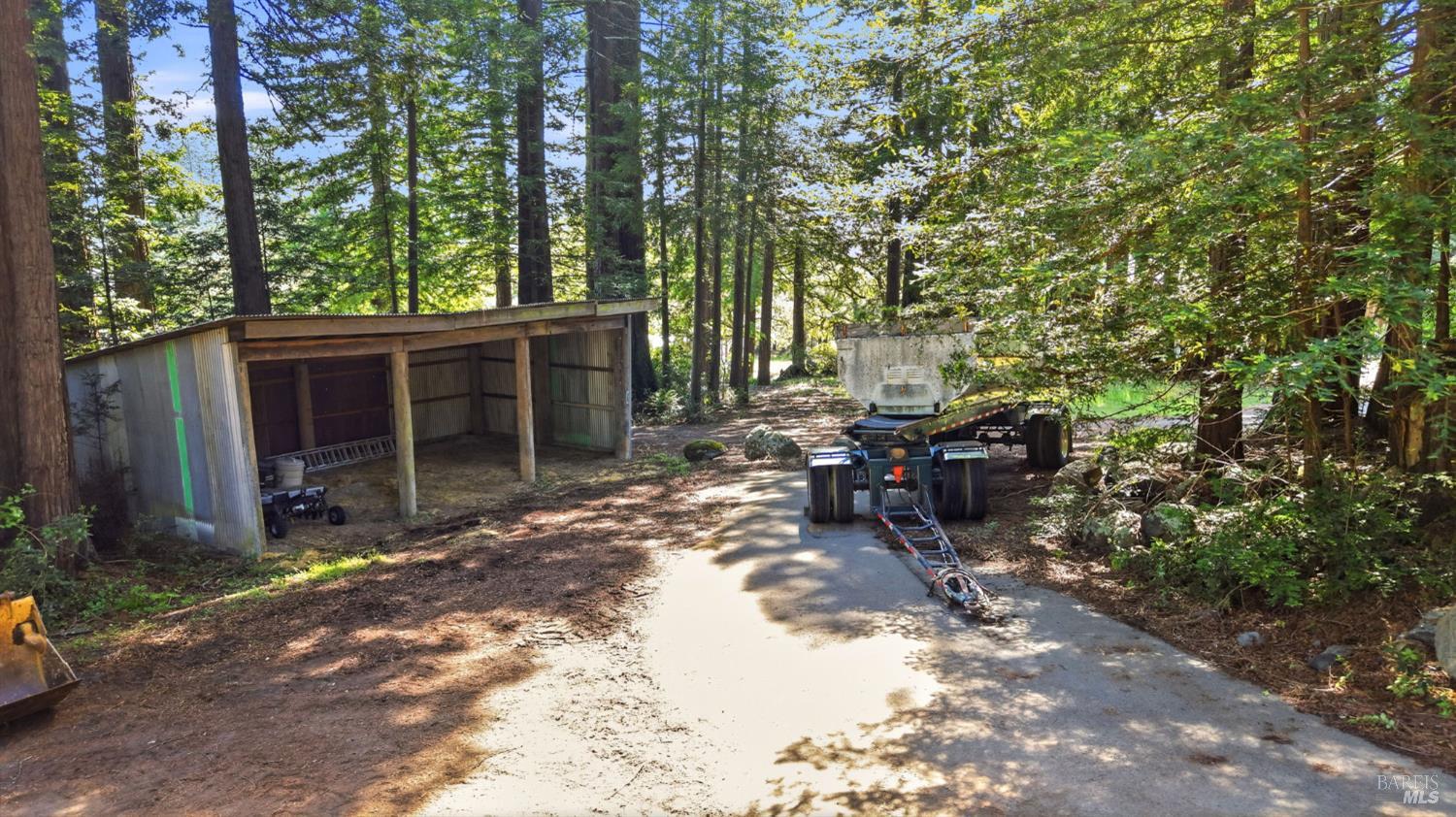 17375 Willow Creek Road